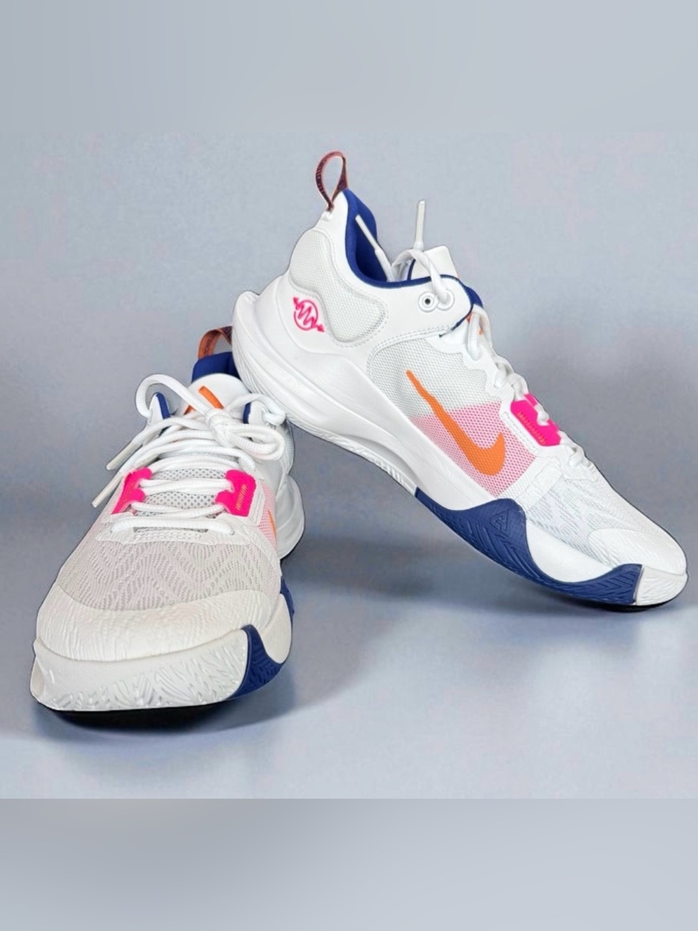 Nike Giannis Immortality 2
Basketball DM0825 102 New In Box 9.5 Men 11 Women